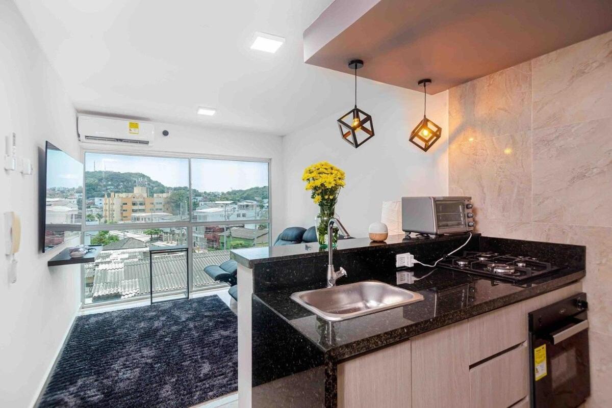 Luxury Ctg Near Cold Ac & Hot Water Apartment Cartagena